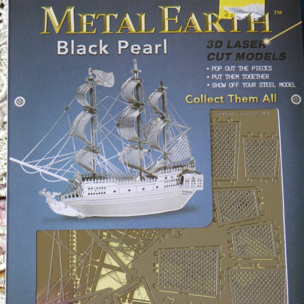 METAL EARTH BLACK PEARL AUTHENTIC MUSEUM QUALITY 3D LASER CUT REPLICAS 360 VIEW